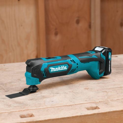  Makita MT01R1 12V CXT Lithium-Ion Cordless Multi-Tool Kit