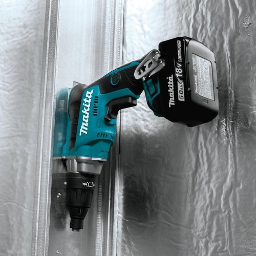  Makita XSF05T 18V LXT Lithium-Ion Brushless Cordless 2, 500 Rpm Screwdriver Kit (5.0Ah)