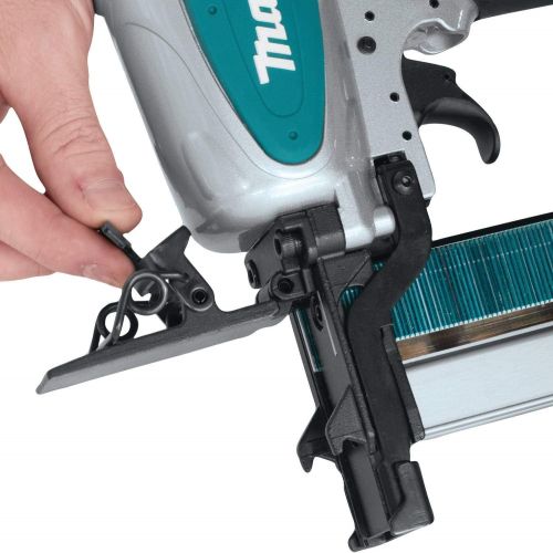  Makita AT2550A 1-inch Wide Crown Stapler (16 Ga.)