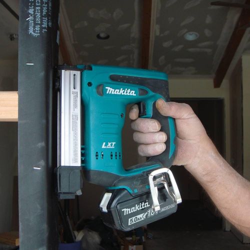  Makita XTS01Z 18V LXT Crown Stapler