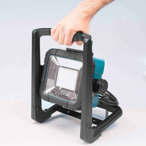  Makita DML805 18V LXT Lithium-Ion CordlessCorded L.E.D. Flood Light Tool