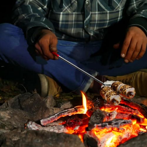  [아마존 핫딜] [아마존핫딜]MalloMe Premium Marshmallow 45-inch Roasting Sticks Set of 8 Smores Skewers & Hot Dog Fork | Extending Patio Fire Pit Camping Cookware Campfire