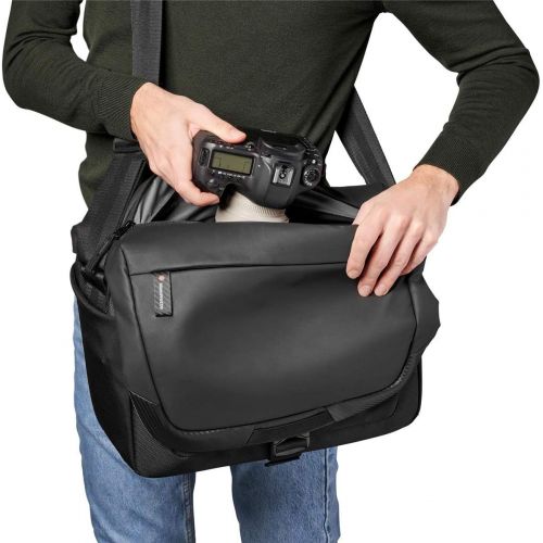  Visit the Manfrotto Store Manfrotto MB MA2-M-M Advanced² Camera and Laptop Messenger, for DSLR and Mirrorless with Standard Lenses, with Quick Camera Access, Convertible Padded Divider System, Tripod Attach