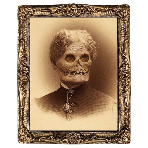  Mario Chiodo Aunt Hazel Holographic Halloween Portrait