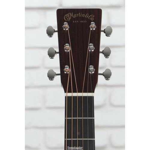  Martin 00-18 Acoustic Guitar - Natural