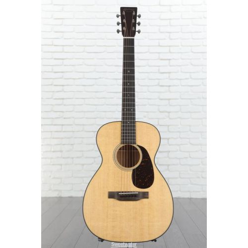  Martin 0-18 Acoustic Guitar - Natural