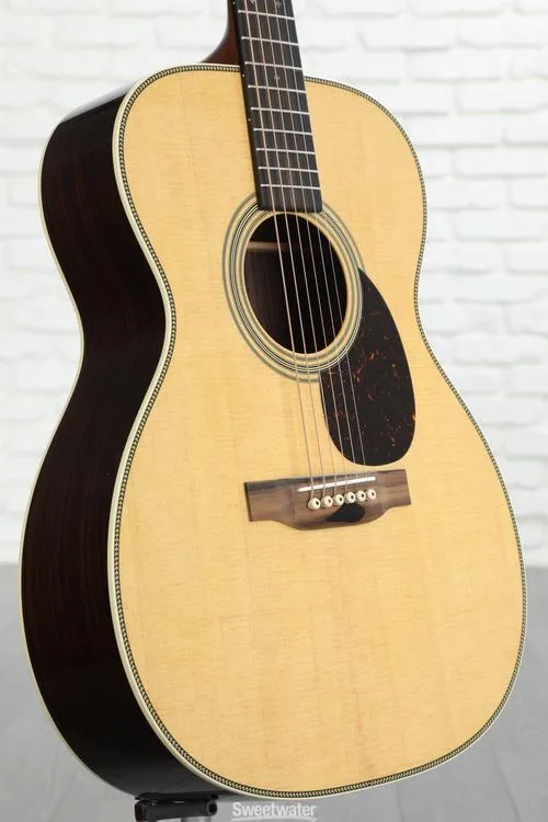 Martin OM-28 Acoustic Guitar - Natural with Rosewood