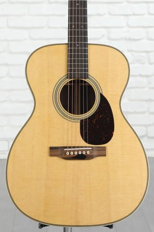  Martin OM-28 Acoustic Guitar - Natural with Rosewood