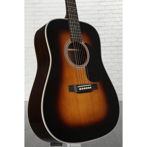  Martin D-28 Acoustic Guitar - Sunburst