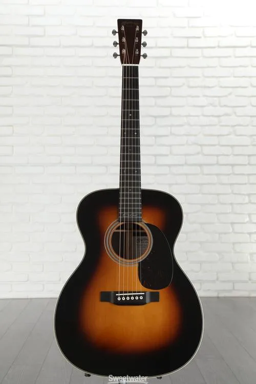  Martin 000-28EC Eric Clapton Acoustic Guitar - Vintage Sunburst