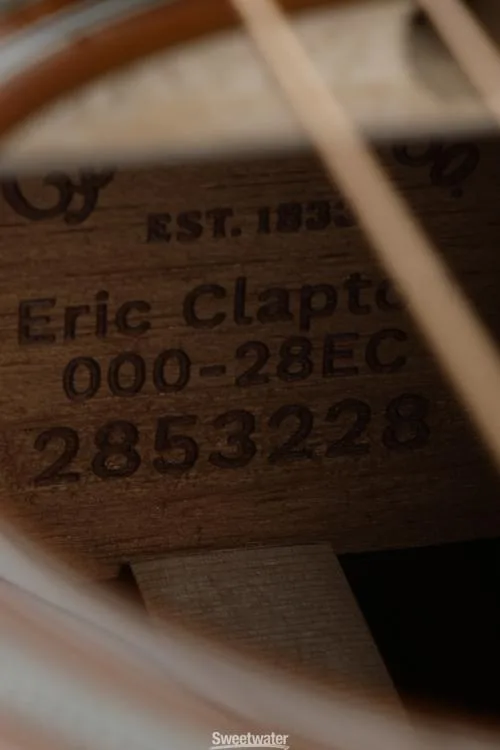  Martin 000-28EC Eric Clapton Acoustic Guitar - Vintage Sunburst