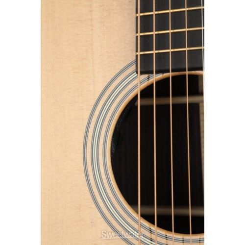  Martin 000-28E Modern Deluxe Acoustic-electric Guitar - Natural