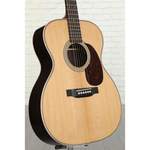  Martin 000-28E Modern Deluxe Acoustic-electric Guitar - Natural