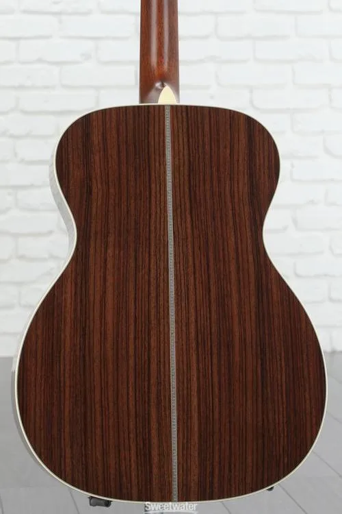  Martin Sweetwater Select 28 Style Herringbone 000 Acoustic Guitar with Adirondack Top - Natural