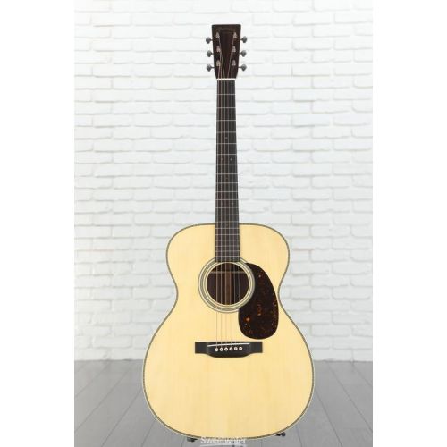  Martin Sweetwater Select 28 Style Herringbone 000 Acoustic Guitar with Adirondack Top - Natural