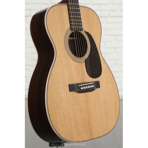  Martin 00-28 Modern Deluxe Acoustic Guitar - Natural