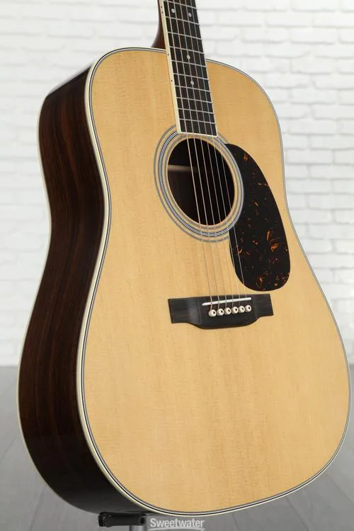 Martin D-35 Dreadnought Acoustic Guitar - Natural