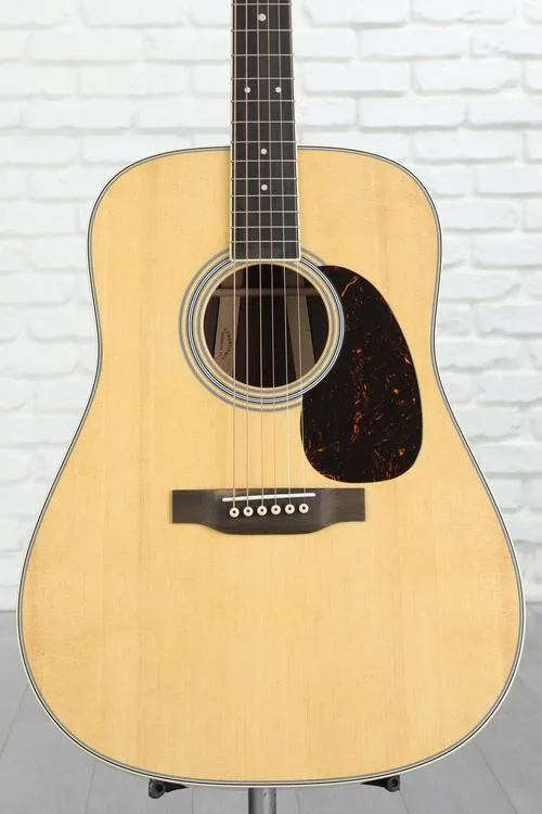  Martin D-35 Dreadnought Acoustic Guitar - Natural