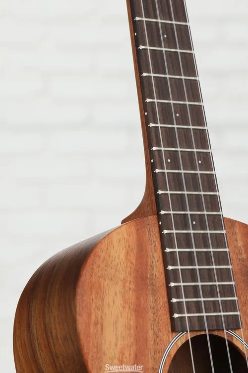  Martin T1K Tenor Ukulele - Natural