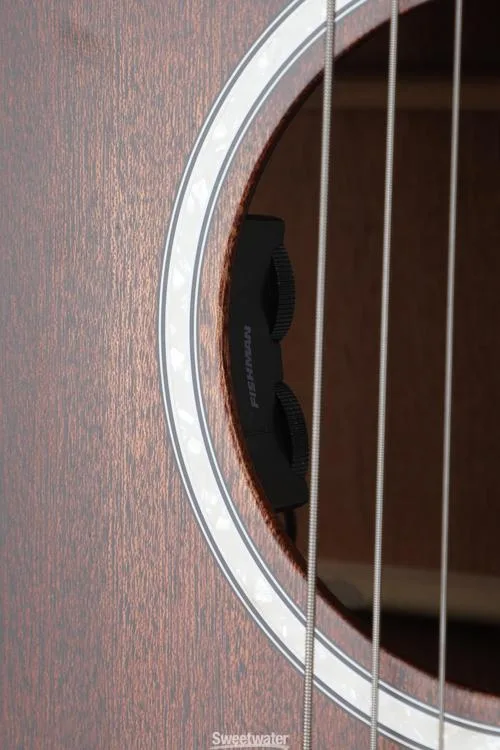  Martin 000CJR-10E StreetMaster Acoustic-electric Guitar - Natural Demo