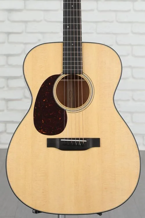  Martin 000-18 Left-handed Acoustic Guitar - Natural