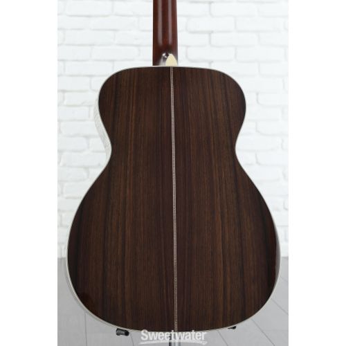  Martin J-40 Jumbo Left-Handed Acoustic Guitar - Natural