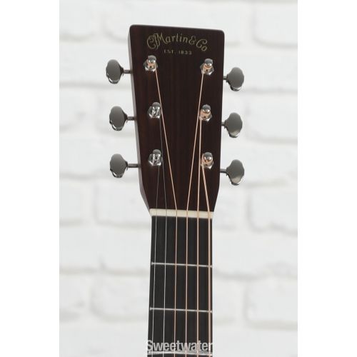  Martin 000-28 Left-Handed Acoustic Guitar - Sunburst