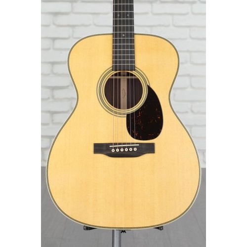  Martin OM-28E Acoustic-electric Guitar - Natural Demo