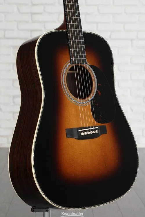 Martin HD-28 Acoustic Guitar - Sunburst Demo