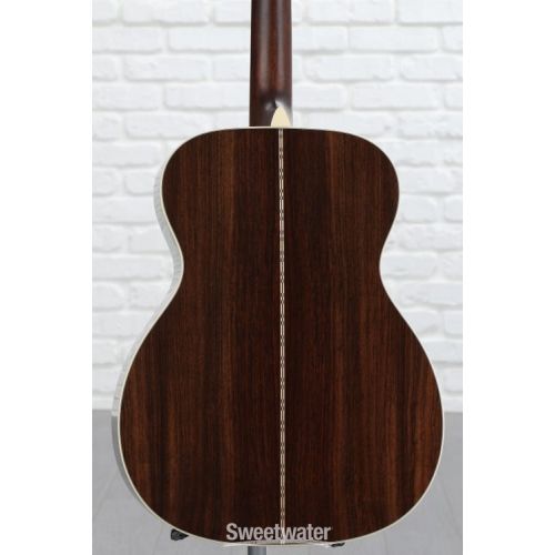  Martin 000-28 Acoustic Guitar - Sunburst