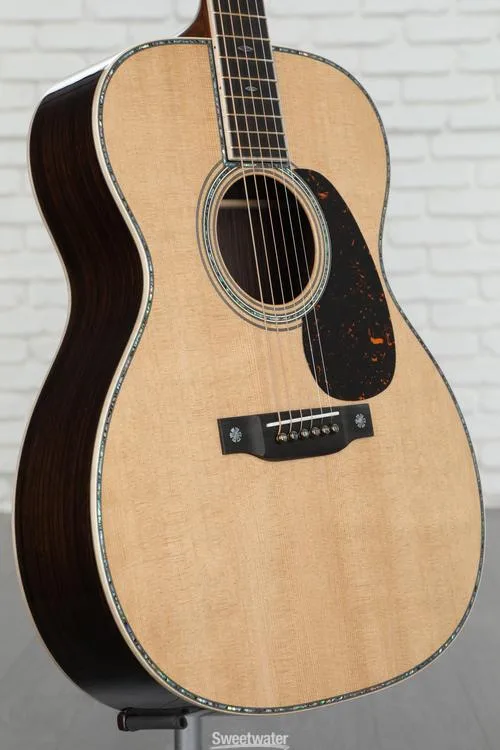 Martin 000-42 Modern Deluxe Acoustic Guitar - Natural