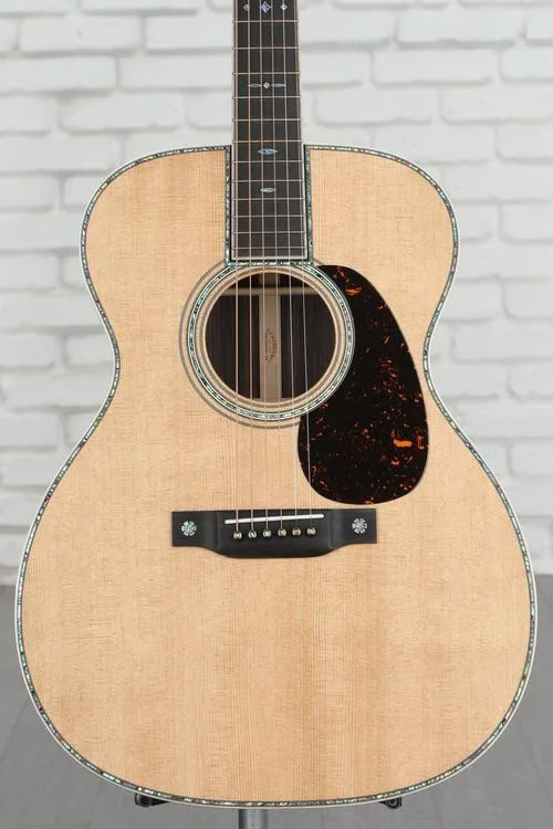  Martin 000-42 Modern Deluxe Acoustic Guitar - Natural