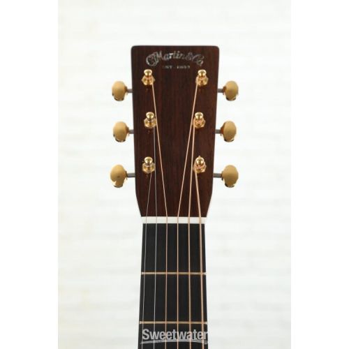  Martin OM-28 Modern Deluxe Left-Handed Acoustic Guitar - Natural