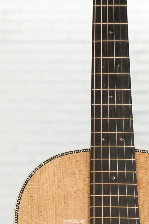  Martin 0012-28 Modern Deluxe Acoustic Guitar - Natural Demo