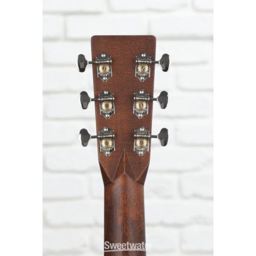  Martin 00-28 Left-Handed Acoustic Guitar - Natural