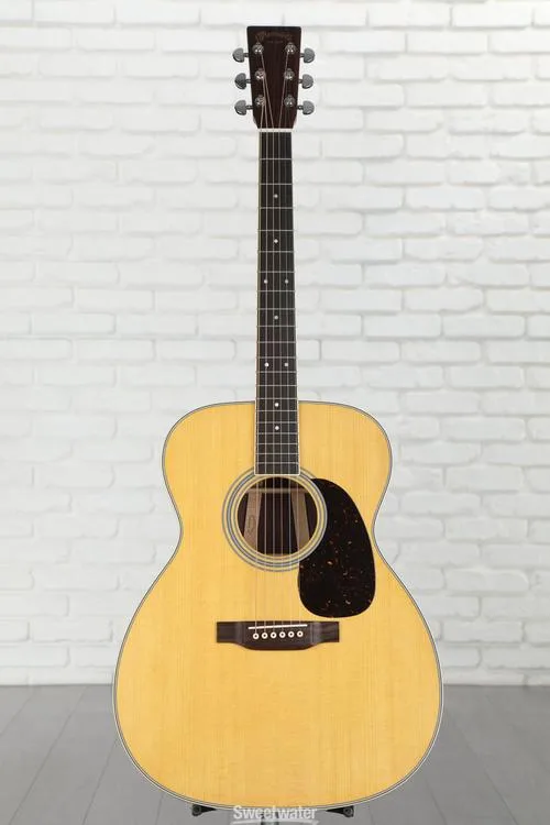  Martin M-36, Jumbo Acoustic Guitar - Natural