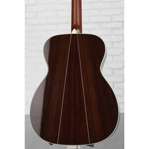  Martin M-36, Jumbo Acoustic Guitar - Natural