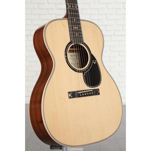  Martin OM 20th-century Limited Acoustic Guitar - Natural