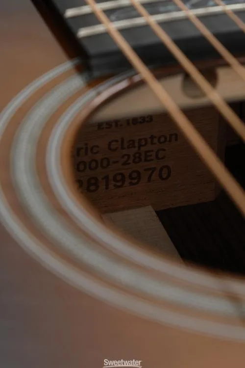  Martin 000-28EC Eric Clapton Acoustic Guitar - Vintage Sunburst Demo