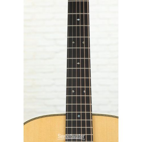  Martin HD-28E Left-Handed Acoustic-electric Guitar - Natural