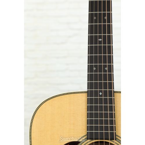  Martin HD-28 Left-Handed Acoustic Guitar - Natural