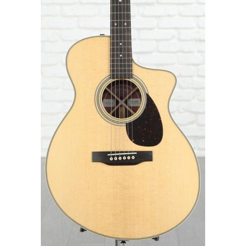  Martin SC-28E Acoustic-electric Guitar with Fishman Aura VT Blend Electronics - Aged Natural Demo