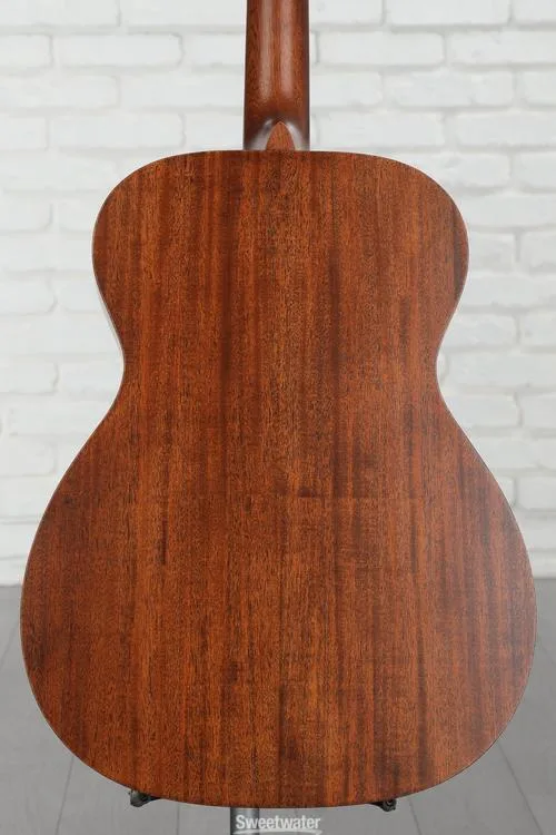  Martin 000-15M Acoustic Guitar - Mahogany