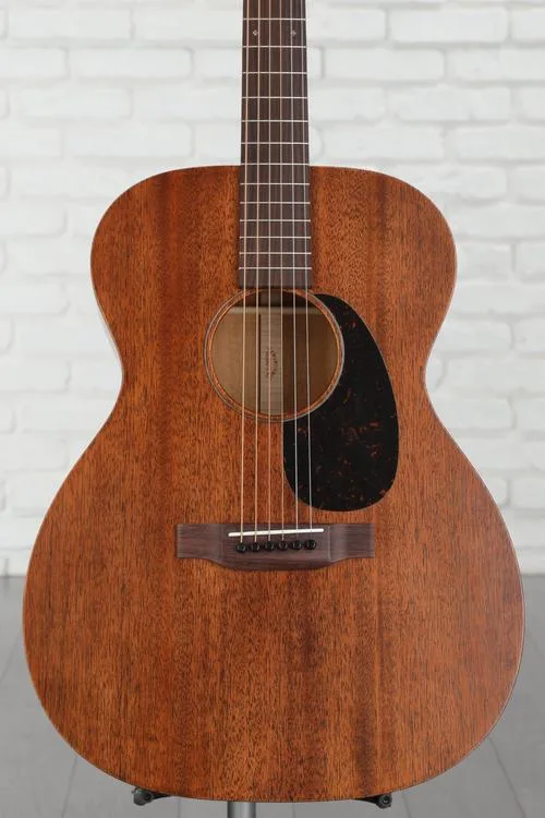  Martin 000-15M Acoustic Guitar - Mahogany