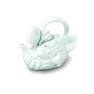 Maryland China Company 20 oz. Swan Teapot
