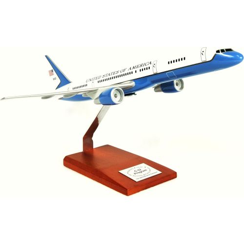  Mastercraft Collection, LLC Mastercraft Collection Boeing 757-200 C-32A VIP Model Scale: 1100