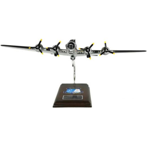  Mastercraft Collection, LLC Mastercraft Collection Boeing B-17G Sentimental Journey Model Scale:162