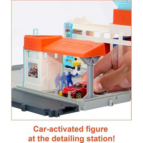  Matchbox Toy Car Playset, Action Drivers Super Clean Car Wash with 1 Chevrolet Corvette in 1:64 Scale, Lights & Sounds, Connects to Other Sets