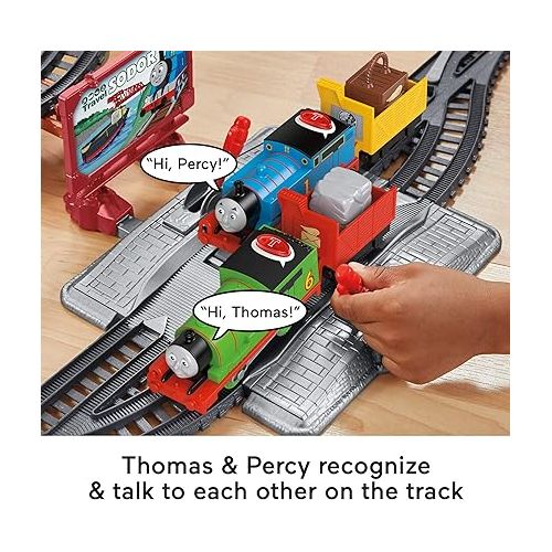 마텔 Thomas & Friends Talking Thomas & Percy Train Set, Motorized Train and Track Set for Preschool Kids Ages 3 Years and Older