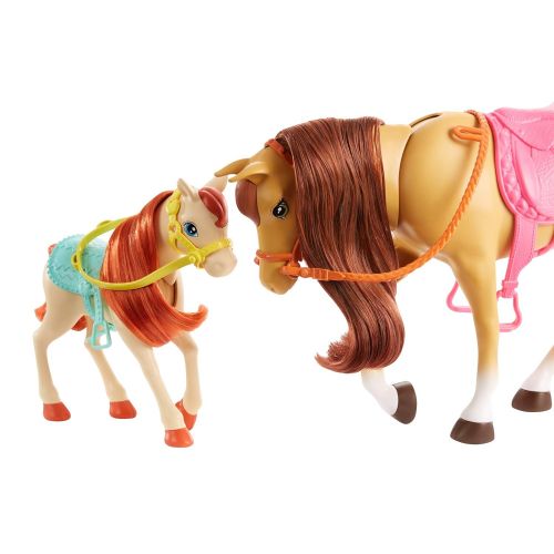 마텔 Mattel Barbie Hugs N Horses Playset, Blonde